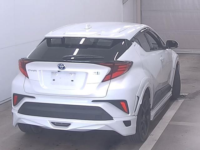 2021 Toyota C-HR HV G Mode Nero Safety Plus 2 auction photo 4