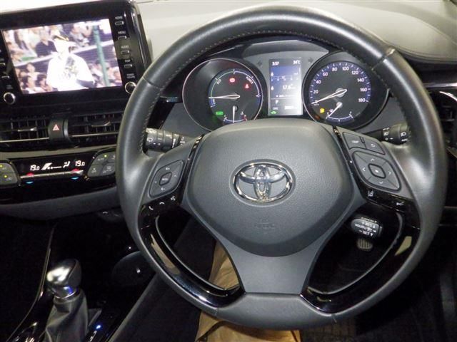2021 Toyota C-HR HV G Mode Nero Safety Plus 2 auction photo 5