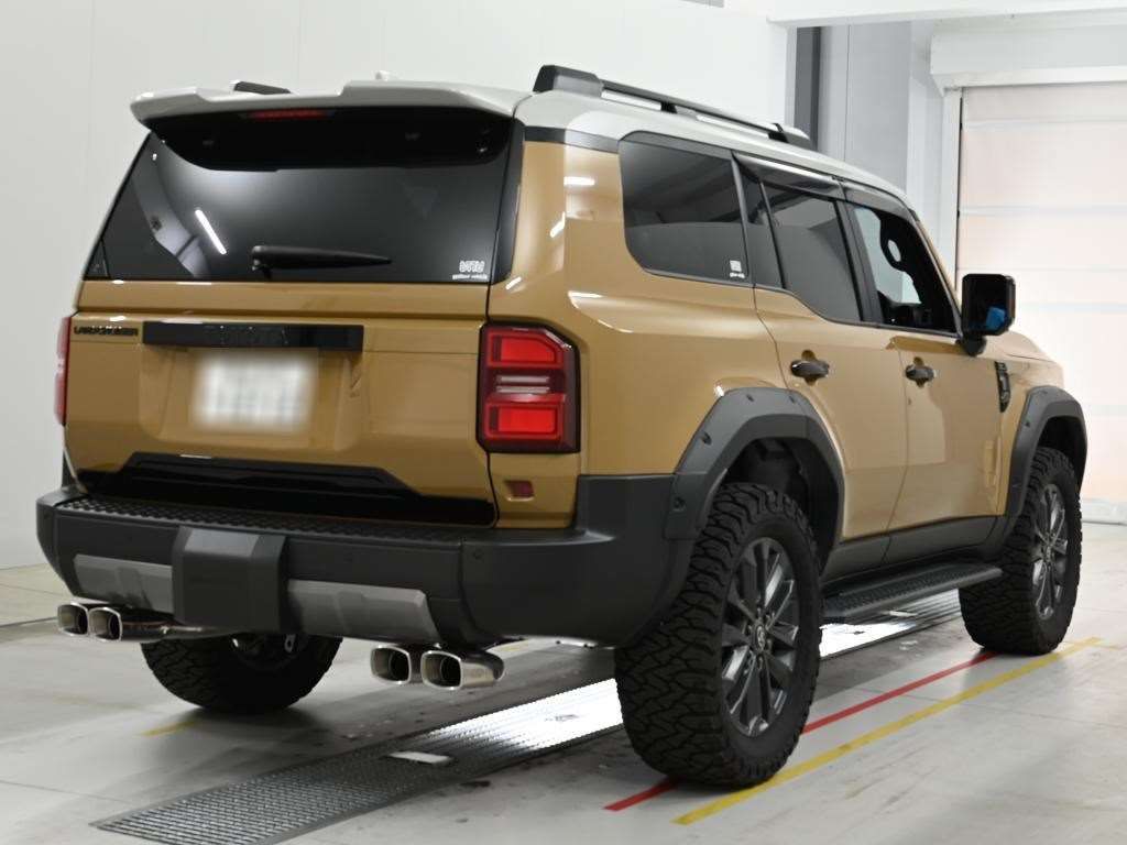 2024 Toyota Land Cruiser 250 ZX 4WD auction photo 2