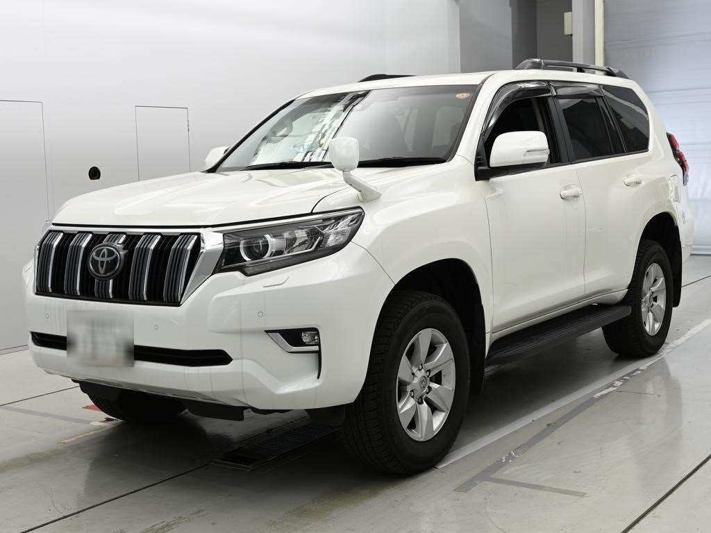 Japan Auction Vehicles 14 2022 Toyota Land Cruiser Prado TX 4WD auction photo