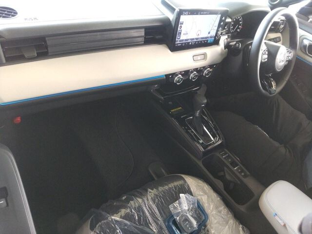 2026 Honda Vezel HV E:HEV Z Pre auction photo 3
