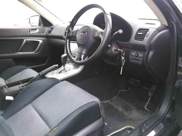 2005 Subaru レガシィツーリングワゴン 4WD 2.0GT auction photo 3