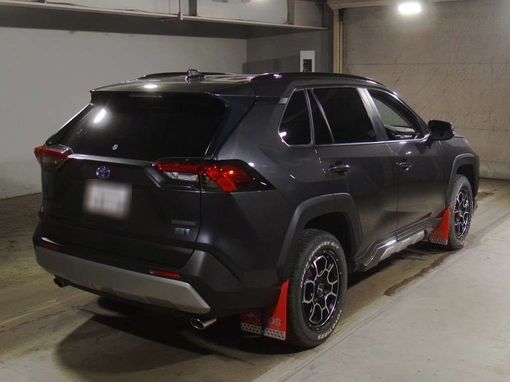 2022 Toyota RAV4 ハイブリッドアドベンチャ 4WD auction photo 2
