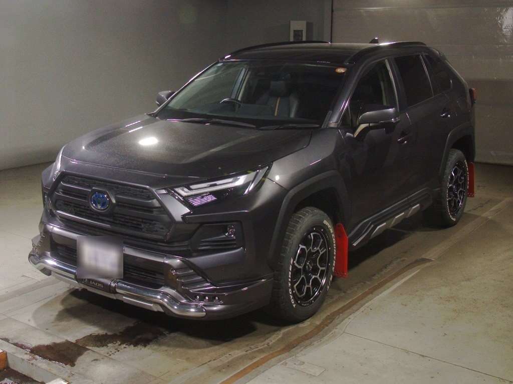 Japan Auction Vehicles 4 2022 Toyota RAV4 ハイブリッドアドベンチャ 4WD auction photo