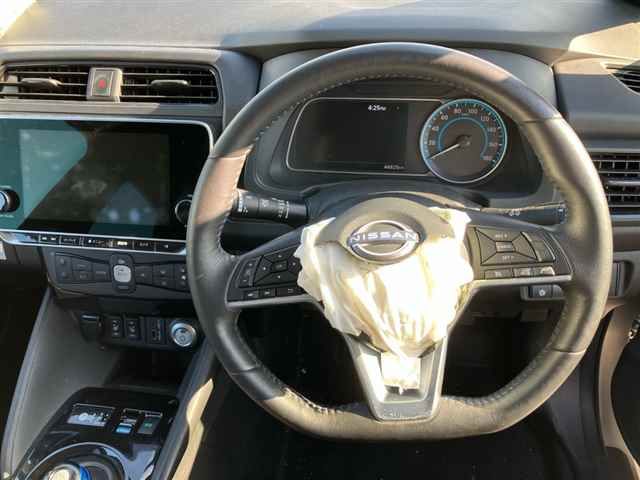 2022 Nissan Leaf eプラスX auction photo 3
