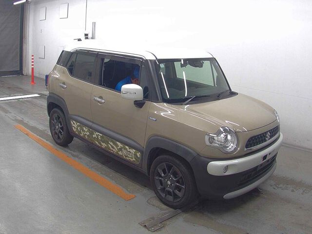 2020 Suzuki Xbee ハイブリッドMZ Japan auction vehicle