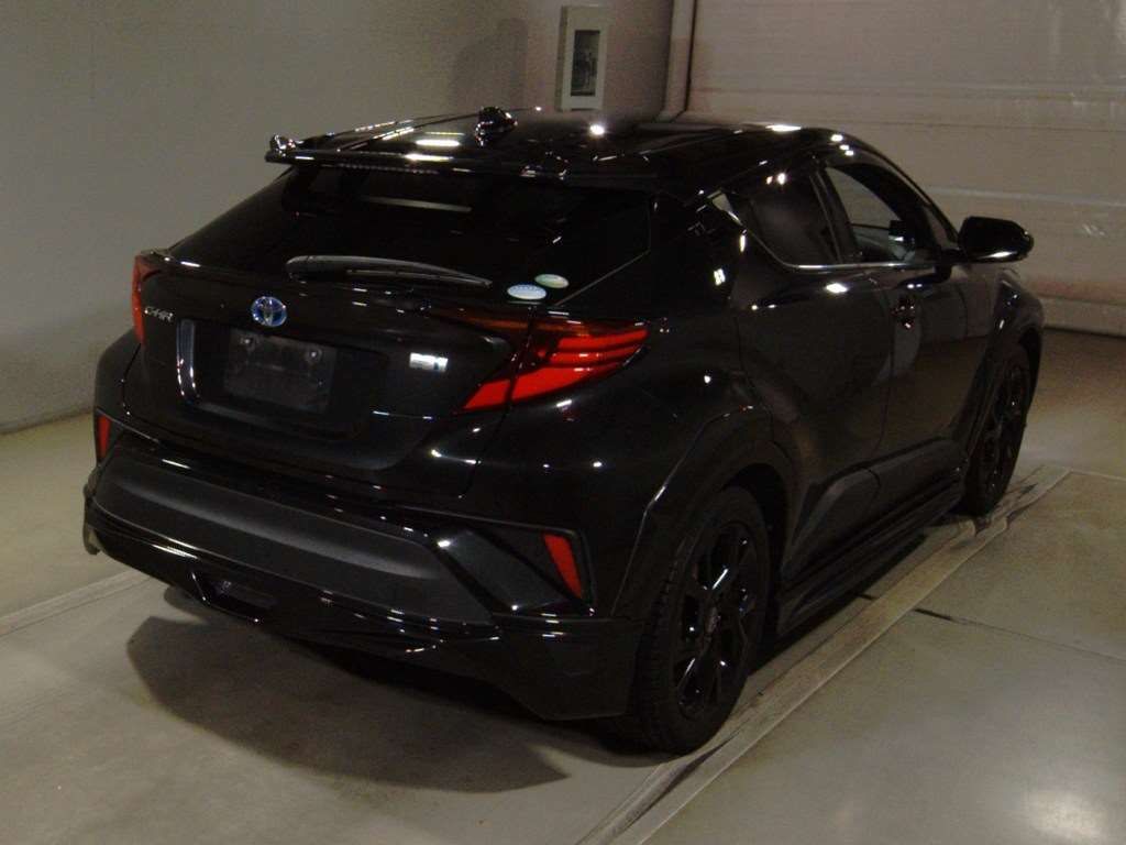 2020 Toyota C-HR G-Mode Nero Safety Plus auction photo 2