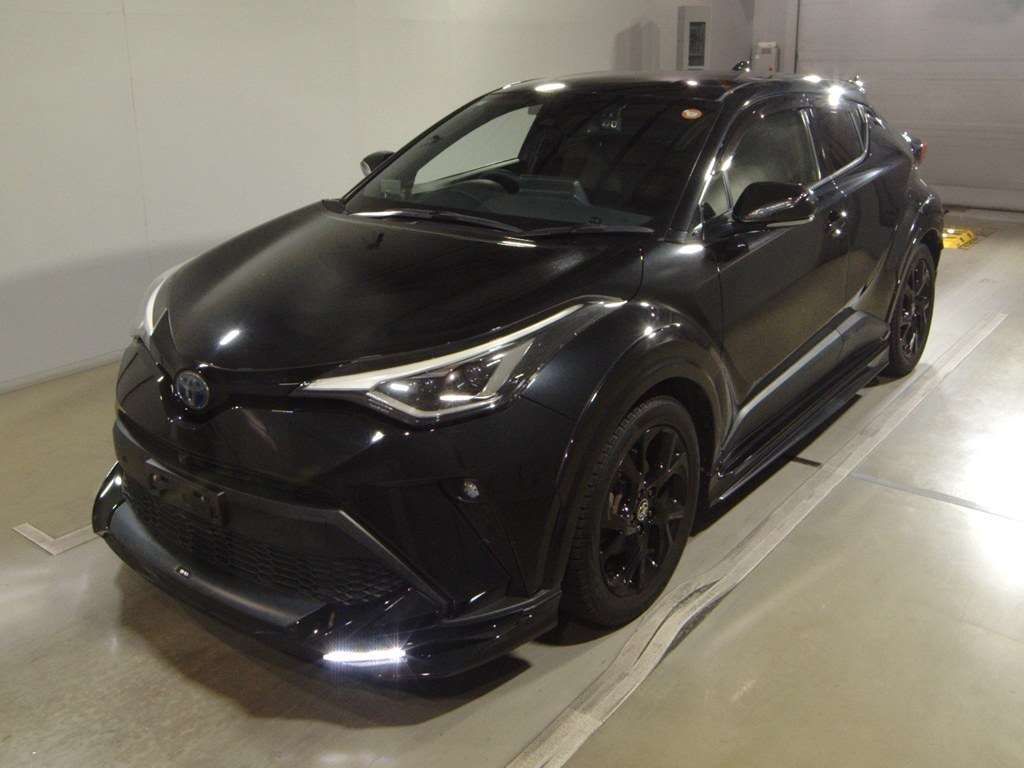 2020 Toyota C-HR G-Mode Nero Safety Plus Japan auction vehicle