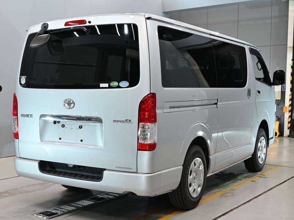 2021 Toyota Hiace ロングスーパーGL 4WD auction photo 2