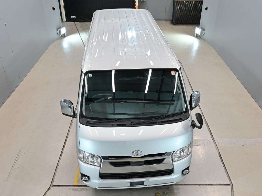 2021 Toyota Hiace ロングスーパーGL 4WD auction photo 7