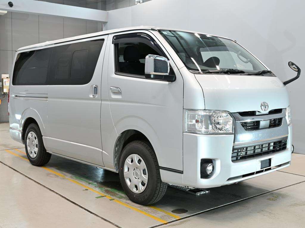 2021 Toyota Hiace ロングスーパーGL 4WD auction photo 5
