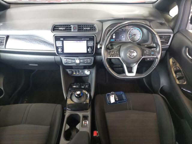 2018 Nissan Leaf G auction photo 3