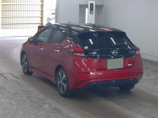 2018 Nissan Leaf G auction photo 2