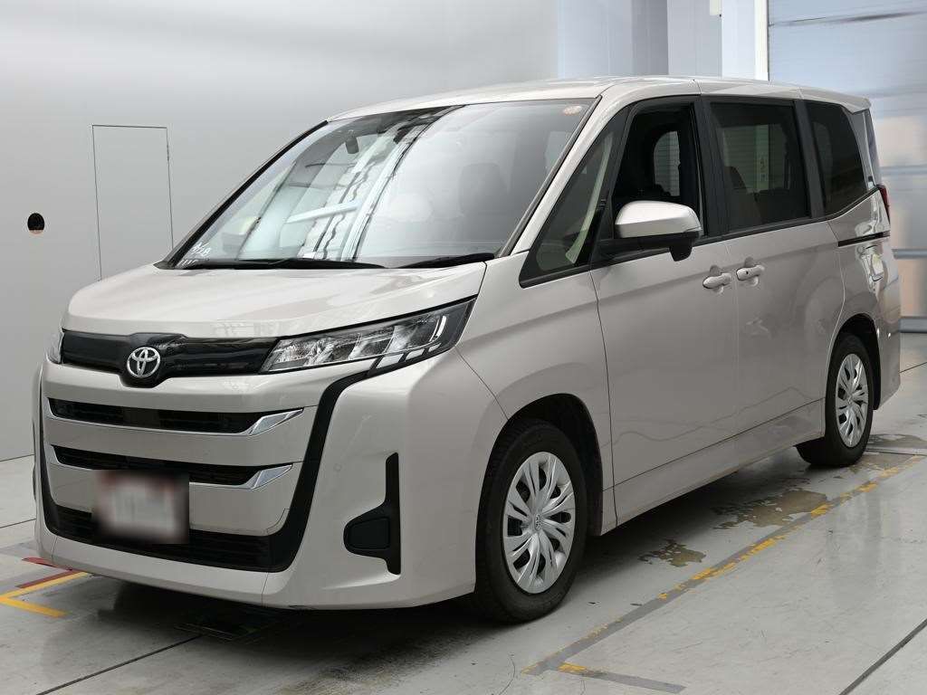 2023 Toyota Noah X Japan auction vehicle
