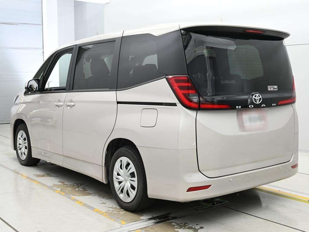 2023 Toyota Noah X auction photo 6