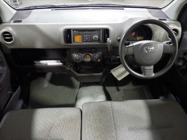 2015 Toyota Passo X Gパッケージ auction photo 3