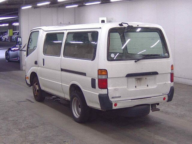 2011 Toyota ダイナルートバン auction photo 2