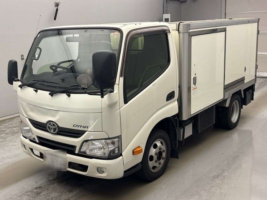 Japan Auction Vehicles 4 2020 Toyota Dyna Other auction photo