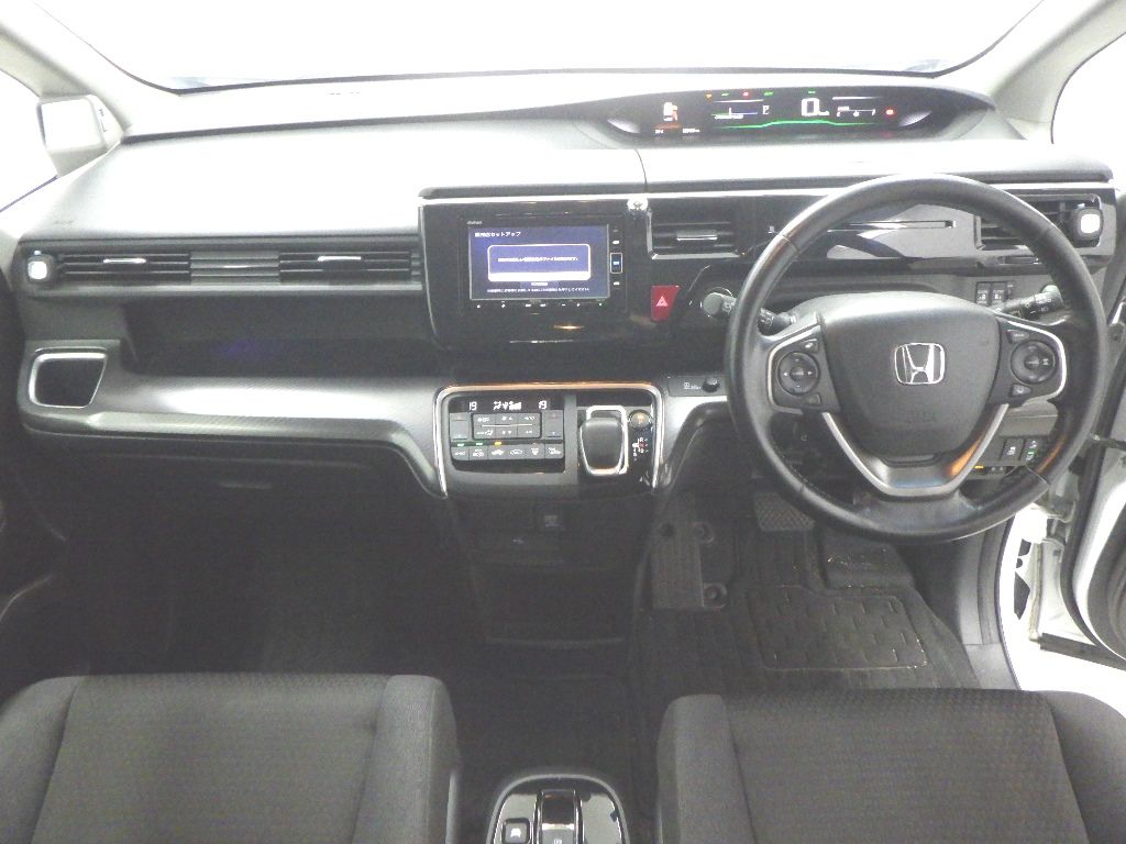 2020 Honda Stepwgn e:HEVスパーダGホンダセンシング auction photo 3