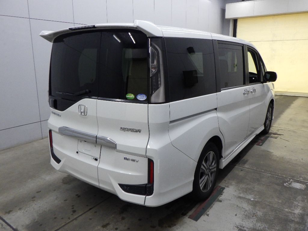 2020 Honda Stepwgn e:HEVスパーダGホンダセンシング auction photo 2