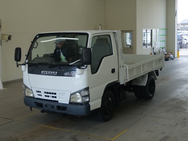 2005 Isuzu Elf dump Japan auction vehicle