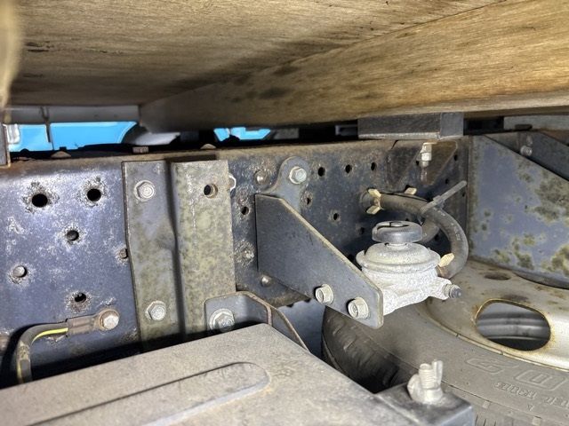2012 Isuzu Elf ヒラ auction photo 12