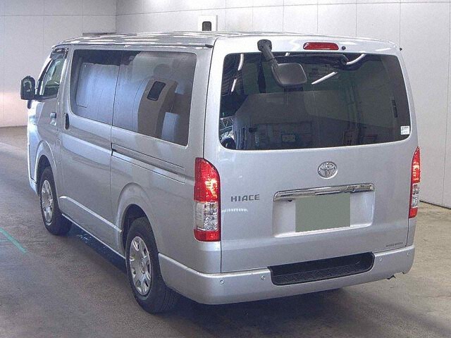 2025 Toyota Hiace ロングDX GLパッケ 4WD auction photo 2
