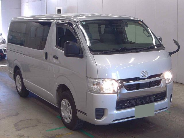 2025 Toyota Hiace ロングDX GLパッケ 4WD Japan auction vehicle