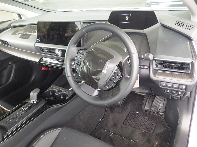 2025 Toyota Prius Z 4WD auction photo 3