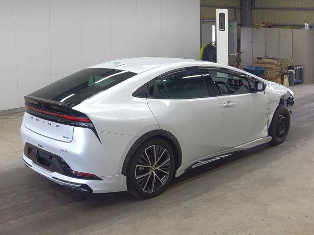 2025 Toyota Prius Z 4WD auction photo 5