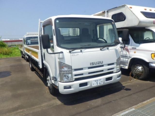 Japan Auction Vehicles 5 2013 Isuzu Elf auction photo