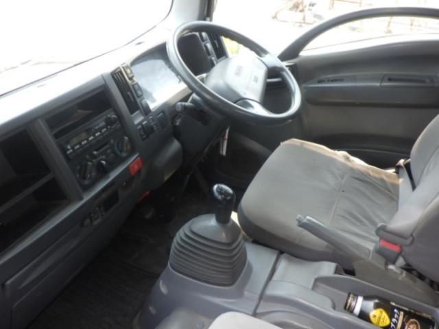 2013 Isuzu Elf auction photo 3