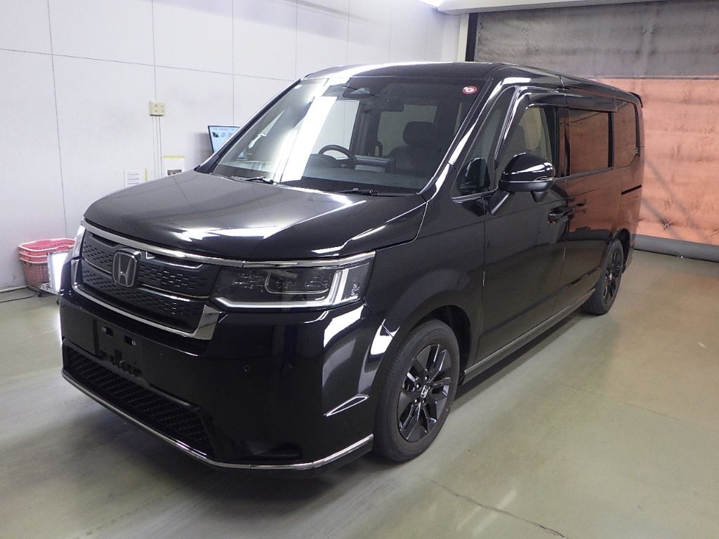 2023 Honda Stepwgn 7 people auction photo 4