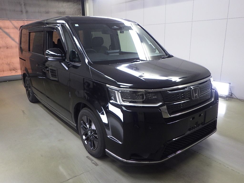 Japan Auction Vehicles 11 2023 Honda Stepwgn 7 people auction photo