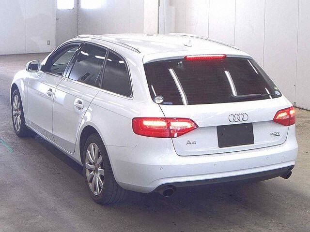 2014 Audi A4 Avant 2.0TFSIクワトロ 4WD auction photo 2