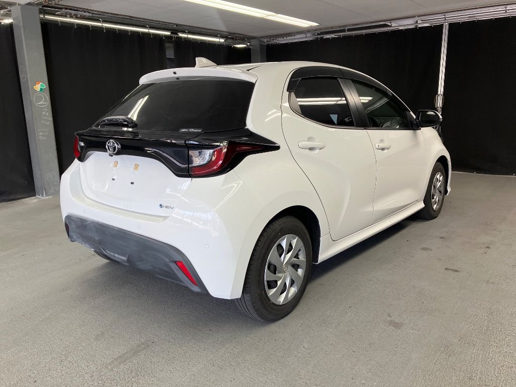 2024 Toyota Yaris X auction photo 4