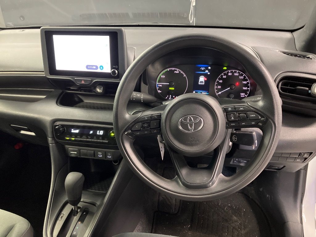 2024 Toyota Yaris X auction photo 3