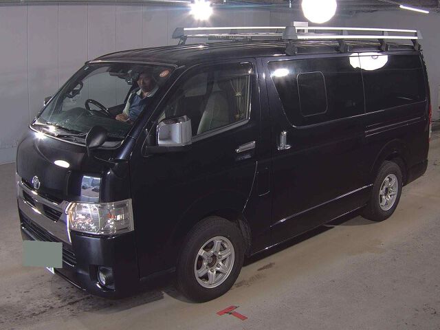 2021 Toyota Hiace LスーパーGLダーク2 auction photo 4