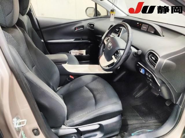 2016 Toyota Prius A auction photo 3