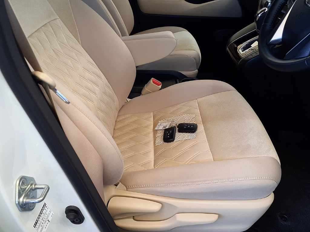 2022 Toyota Alphard 2.5X auction photo 10