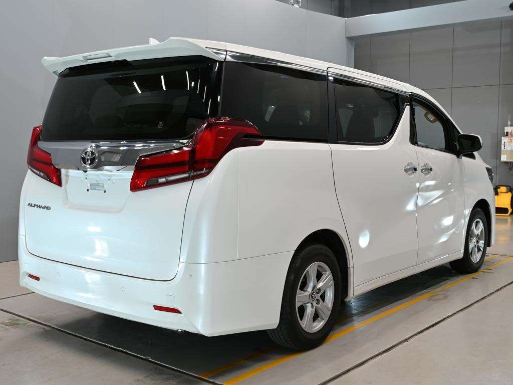 2022 Toyota Alphard 2.5X auction photo 2