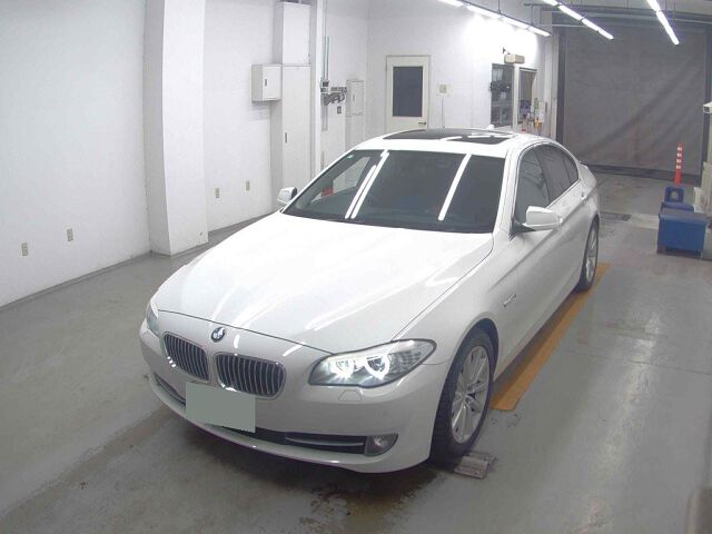 2011 BMW 5 Series 535I auction photo 4