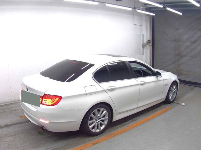 2011 BMW 5 Series 535I auction photo 5