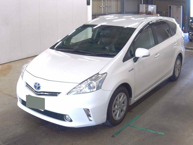 2012 Toyota Prius Alpha S auction photo 4
