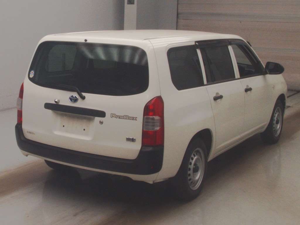 2023 Toyota Probox ハイブリッドGX auction photo 2