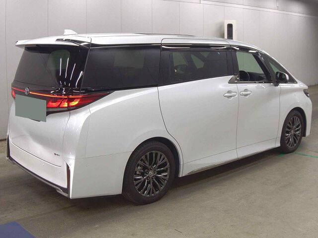 2025 Toyota Vellfire Z Premier auction photo 5