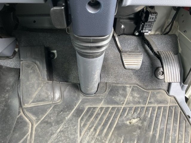 2016 Mitsubishi Fuso Canter Aluminum van PG, wide, long auction photo 4