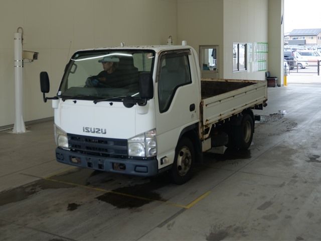 2011 Isuzu Elf ヒラ Japan auction vehicle