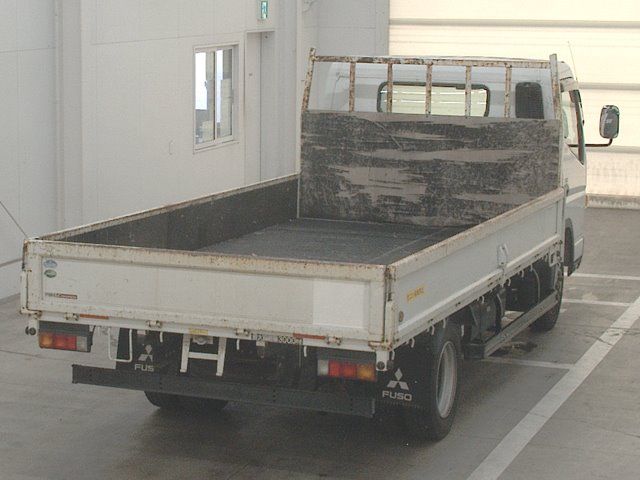 2019 Mitsubishi Fuso Canter Flatbed auction photo 2