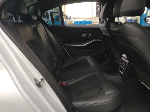 2020 BMW 3 Series 320DXDRIM Spots 4WD auction photo 6
